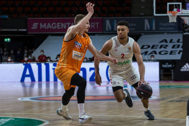 西班牙的里 西班牙的里